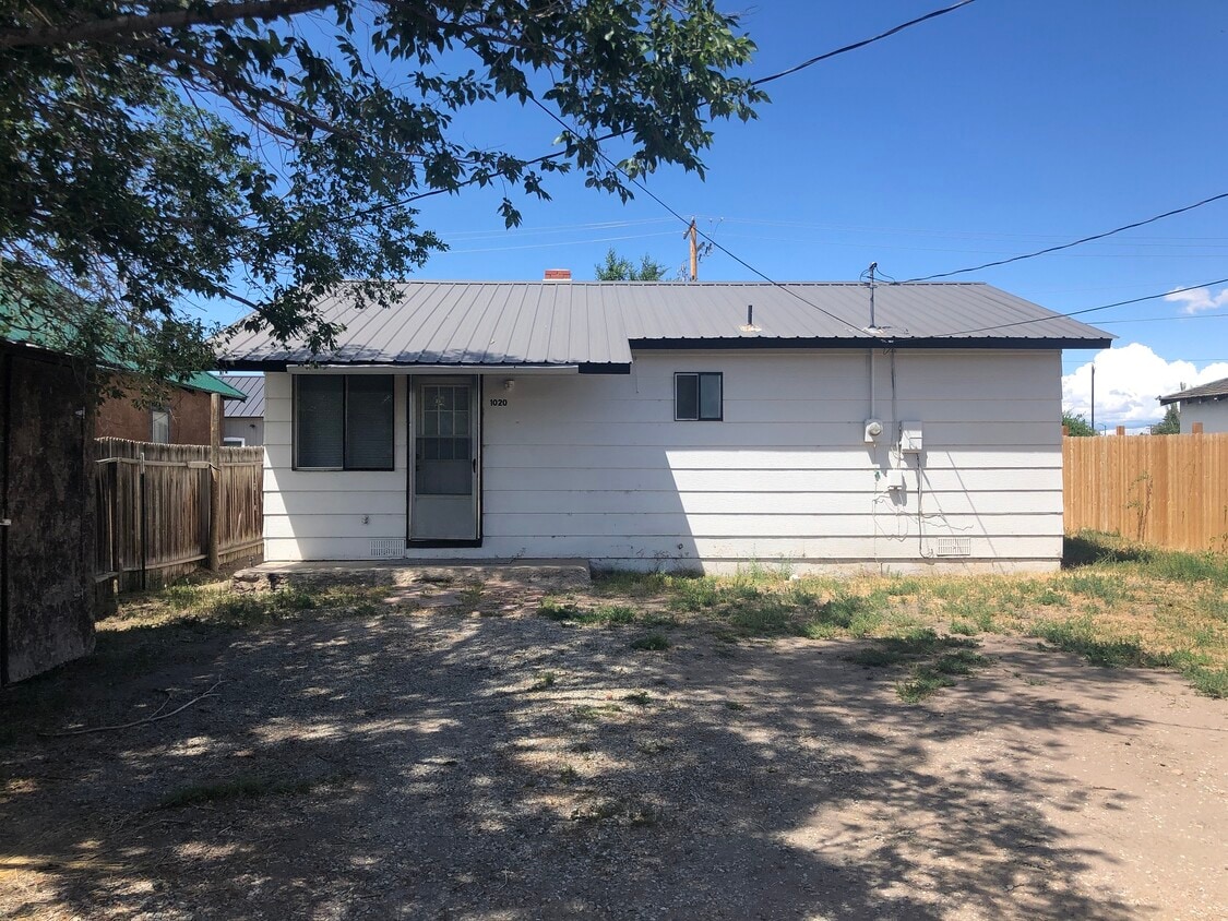 1020 7th St, Alamosa, CO 81101 House Rental in Alamosa, CO