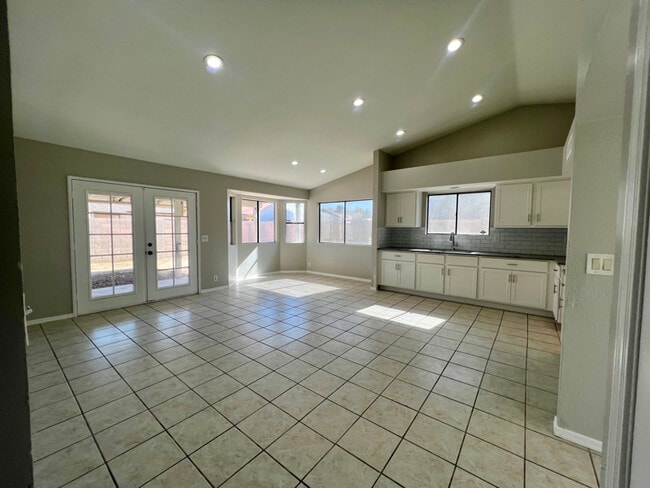 Foto del edificio - 7348 W Colter St