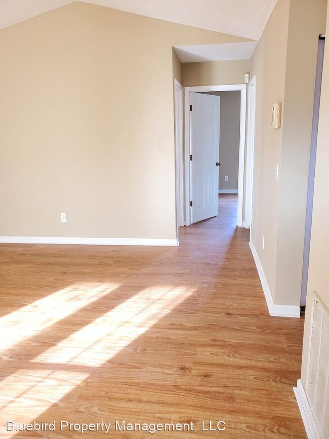 Building Photo - 2 br, 1 bath House - 108 Sunny Acres