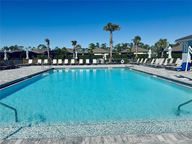 Foto del edificio - 1536 Saddlewood Cir