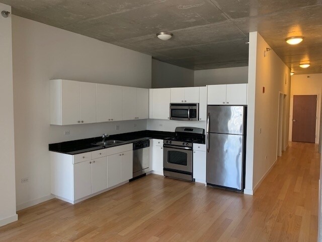 Foto del edificio - 235 W Van Buren St