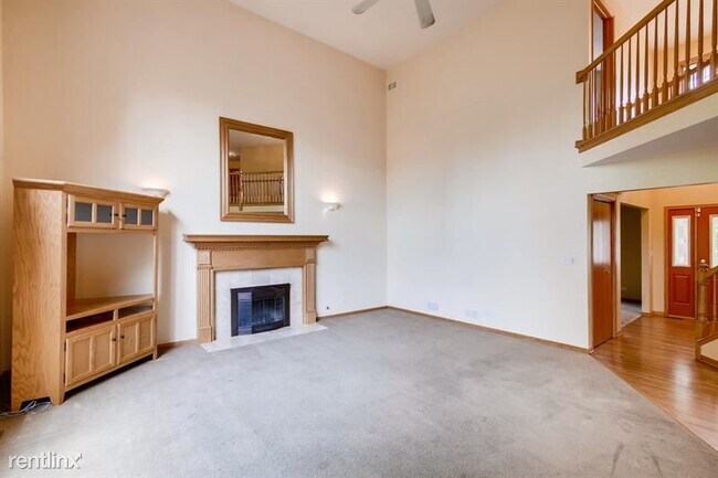 Building Photo - 4 br, 3.5 bath House - 1070 James Pass