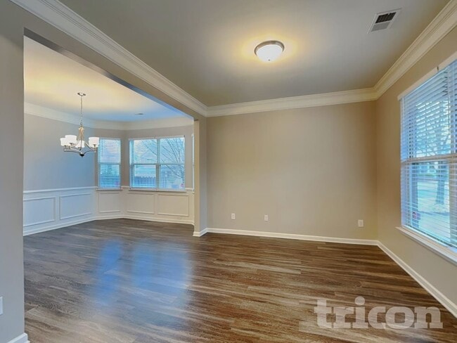 Building Photo - 10031 Wrigley Dr