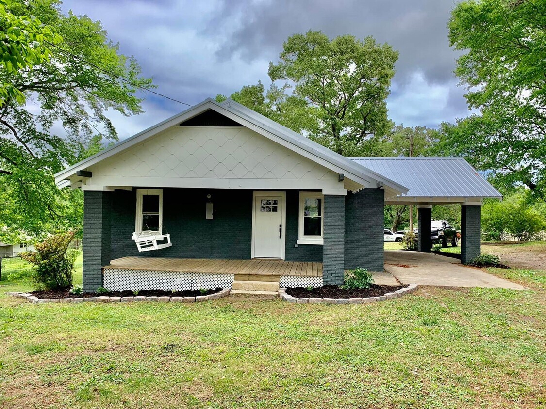 1410 3rd Ave SE, Cullman, AL 35055