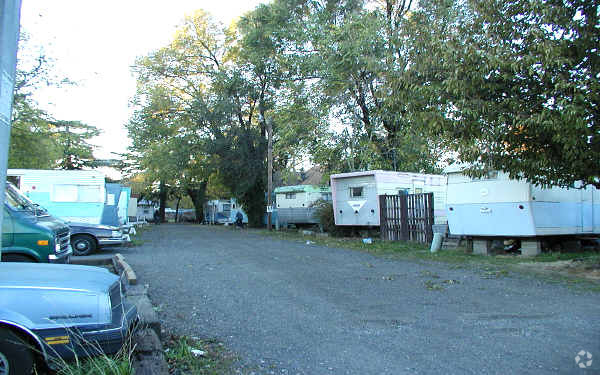Primary Photo - 82nd Mobile Home Park