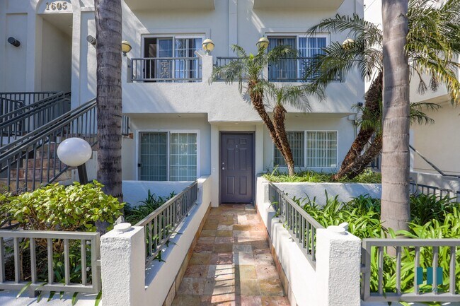 Entrada principal de Stoner Homes - Stoner Homes by Wiseman