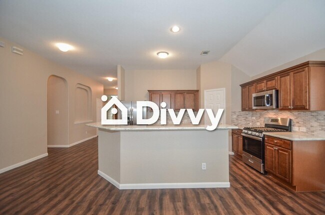 Building Photo - 207 Autumn Creek Ln