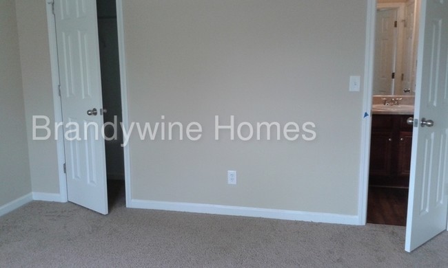 Building Photo - 616 Pipkin Dr