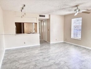 Building Photo - 6340 La Costa Dr