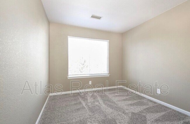 Building Photo - 5728 E 127th Ave
