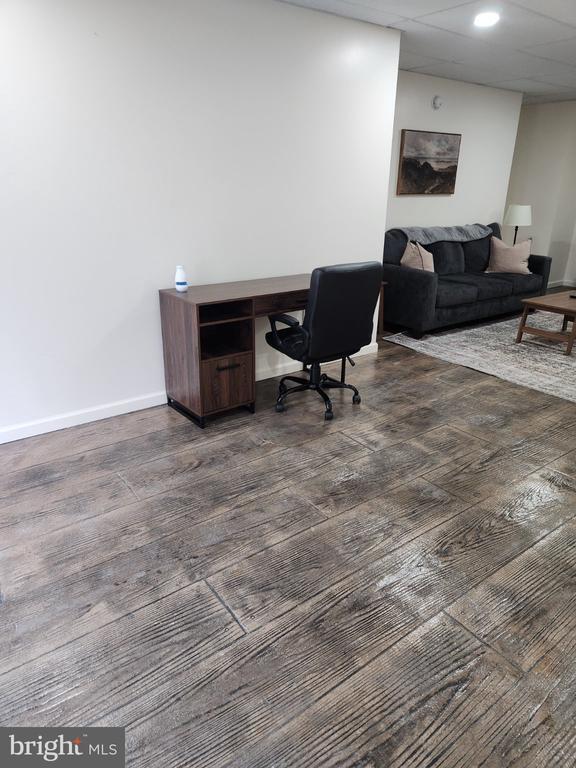 Foto del edificio - 28 Holler Rd