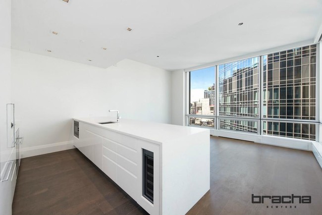 Foto del edificio - 172 Madison Ave