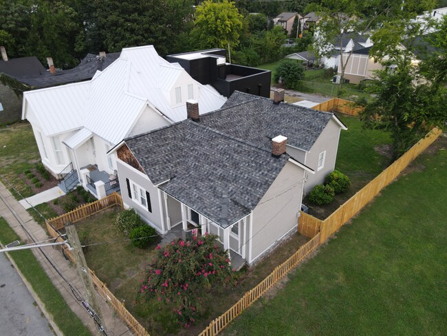 Building Photo - 1120 3rd Ave S