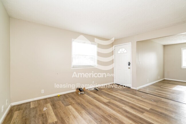 Foto del edificio - 1629 Knox St