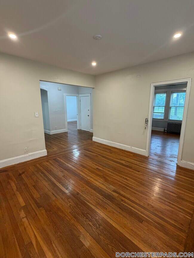 Building Photo - 18 Wentworth Terrace