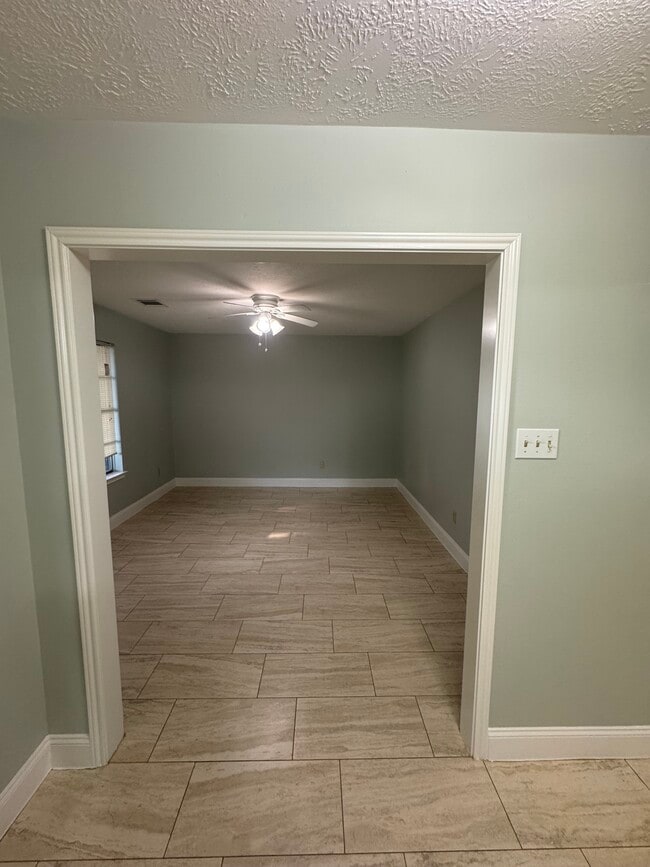 Office Space - 11106 Fall Breeze Dr