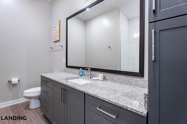 Foto del edificio - 301 Passage Way