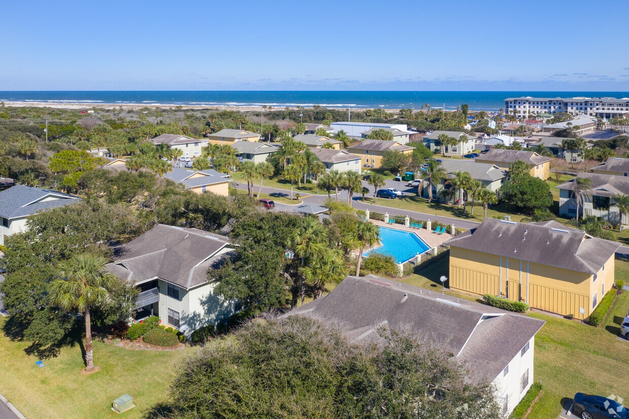 Primary Photo - Seaside Villas Apartments