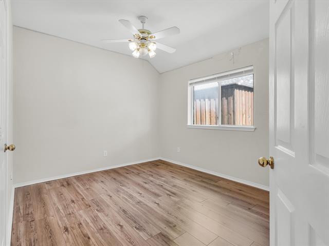 Foto del edificio - 719 N Valley Pkwy