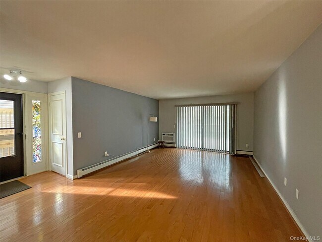 Building Photo - 26 Hillside Terrace