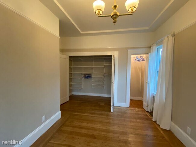 Foto del edificio - 3 br, 2 bath Condo - 936 Page St