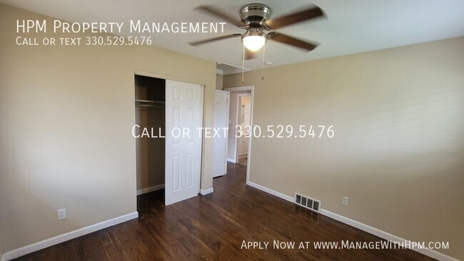 Building Photo - Price Reduction! Spacious 2 bedroom duplex...