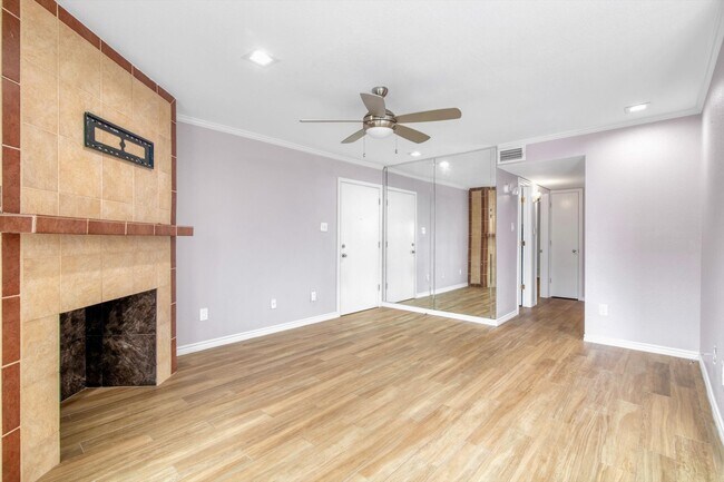Building Photo - 3220 69th St
