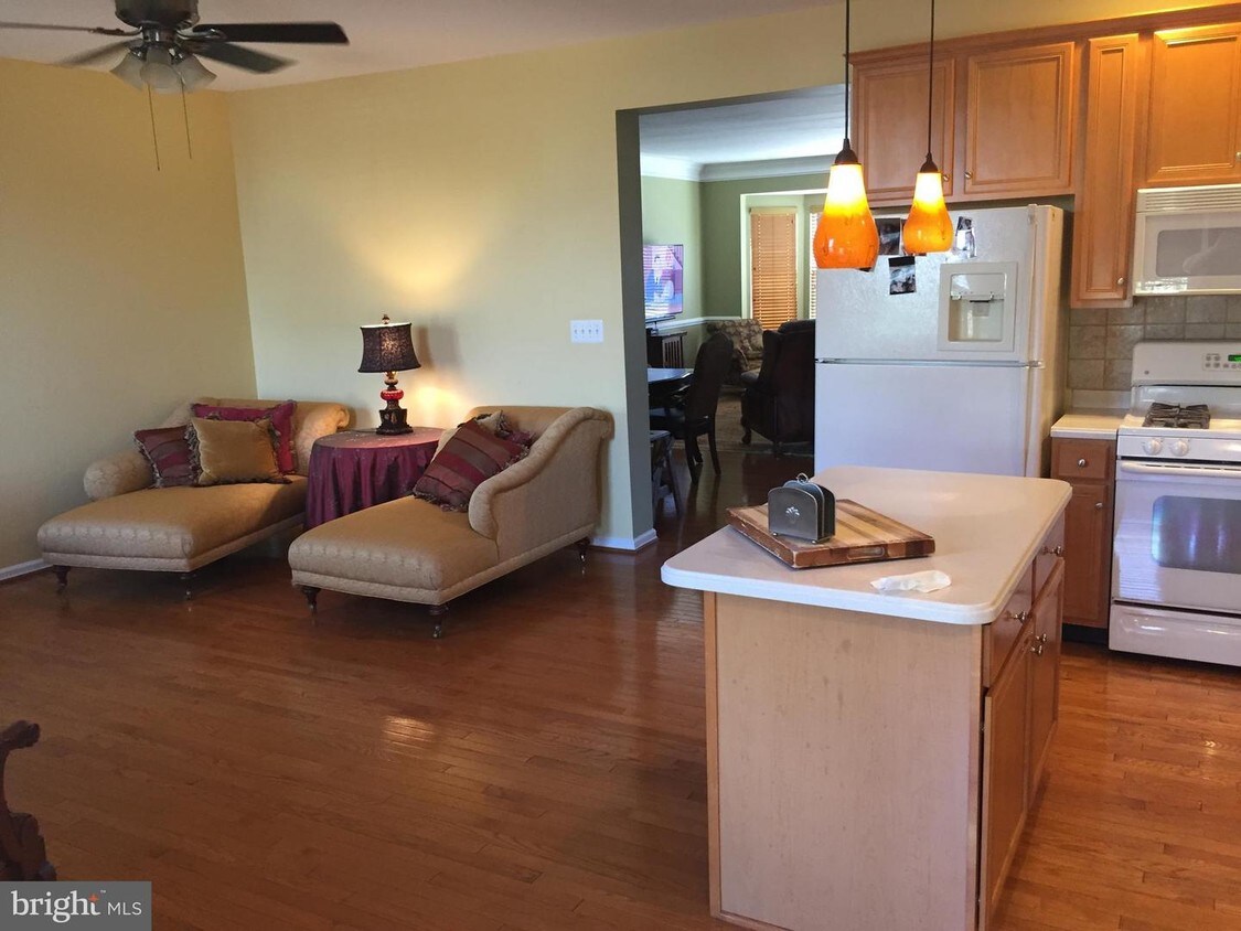 43722 Piedmont Hunt Terrace, Ashburn, VA 20148 Townhome Rentals in Ashburn VA