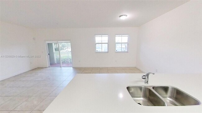 Building Photo - 260 NW 109th Ave