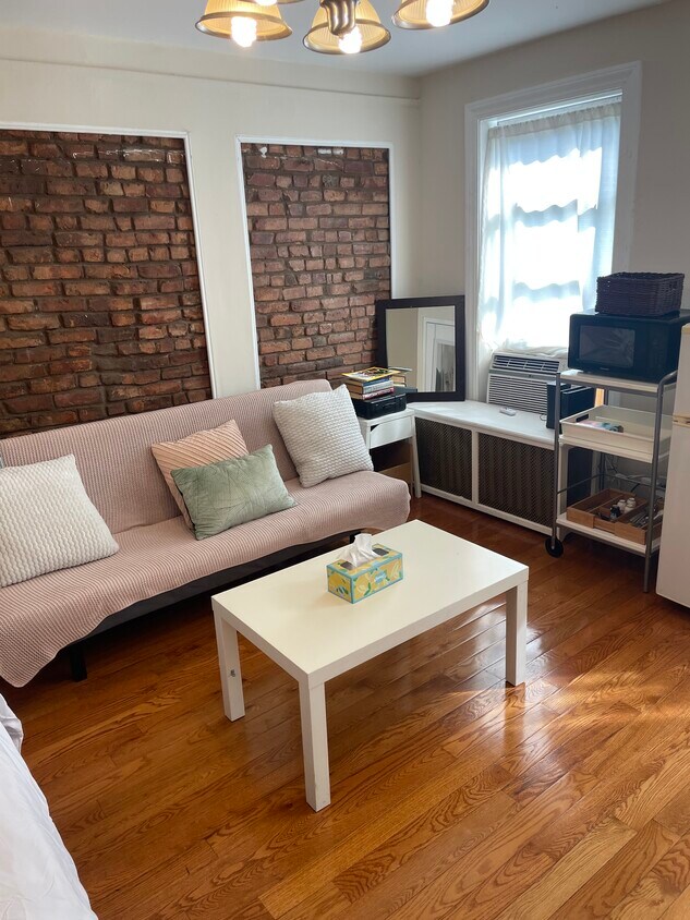 Foto principal - 81 Lafayette Ave