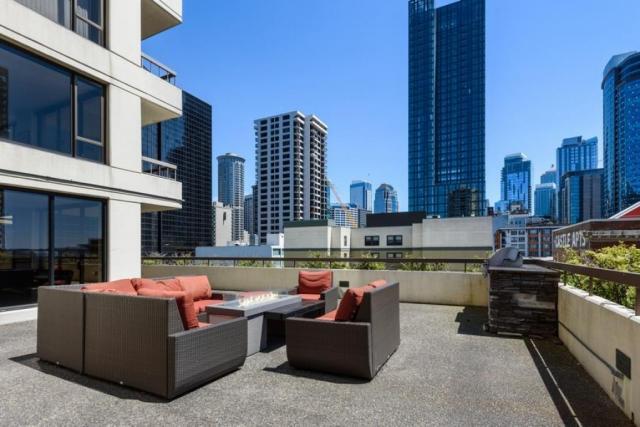 Building Photo - 2 bedroom in Seattle WA 98121