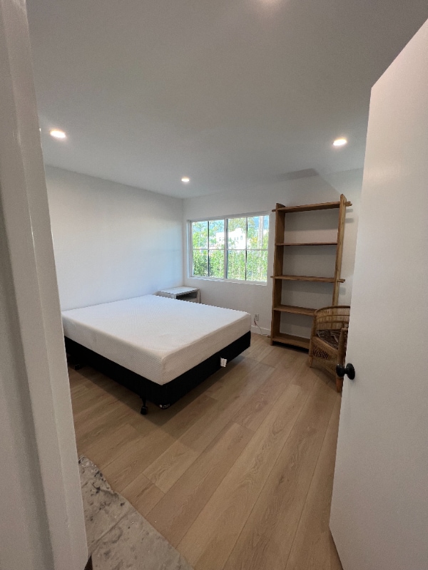 Foto del edificio - 5045 8th St