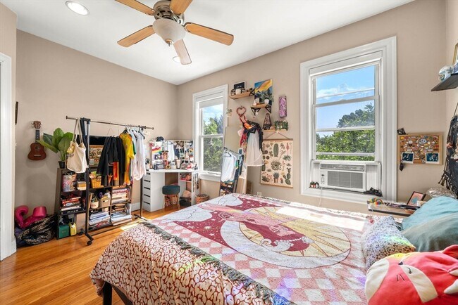 Foto del edificio - 1021 Dorchester Ave