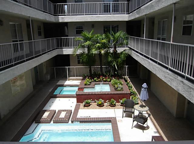 Primary Photo - 4303 Buena Vista St