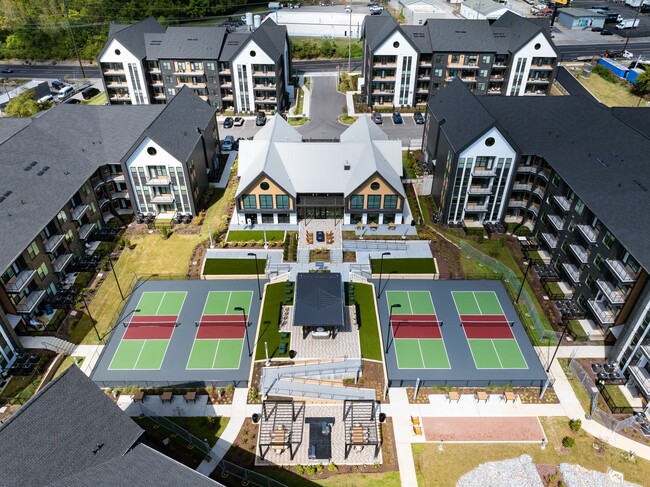 Building Photo - Alta City Side