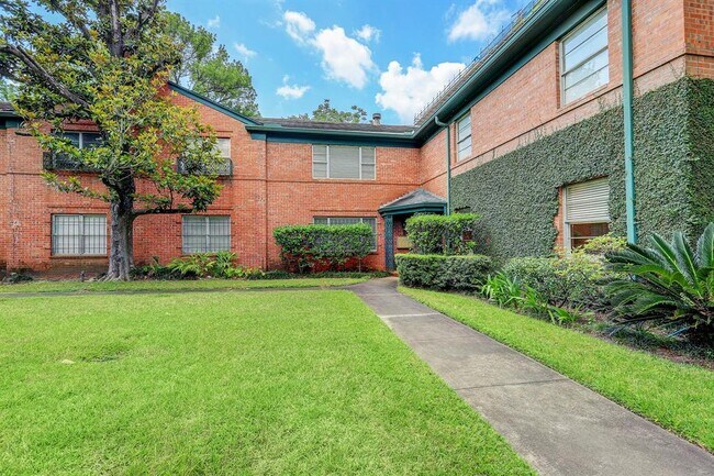 Building Photo - 3823 Wickersham Ln