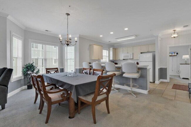Building Photo - 4886 Luster Leaf Cir
