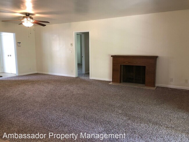 Building Photo - 2 br, 2 bath House - 5655 Pickering Avenue
