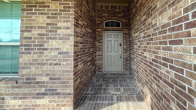 Foto del edificio - 23746 Piedmont Forest Dr