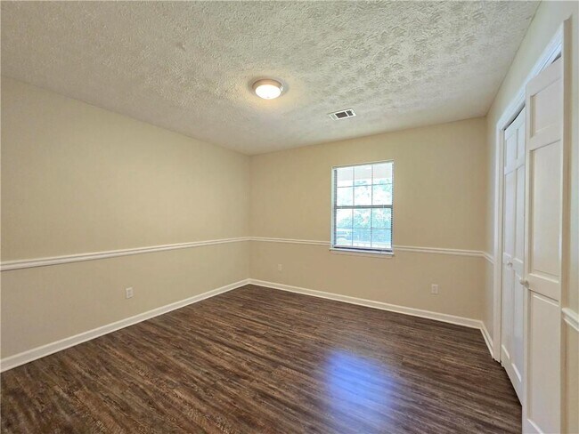 Building Photo - 7846 Melanie Dr