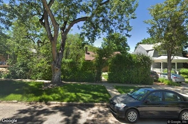 Building Photo - Brick Bungalow on 10th and Euclid