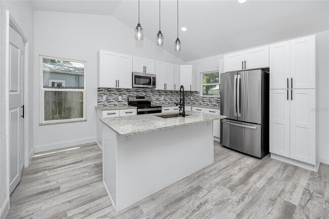 Foto del edificio - 2859 38th Ave N