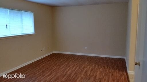 Building Photo - 430 Mistywood Dr