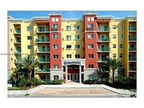 Building Photo - 6001 SW 70th St