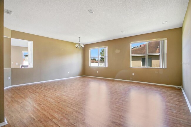 Building Photo - 3318 St Martin Ln