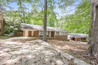 Building Photo - 3639 Telstar Dr