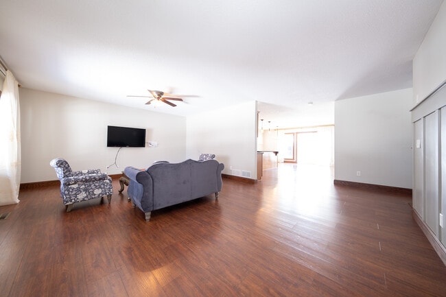 Foto del edificio - 15678 Duck Pond Way