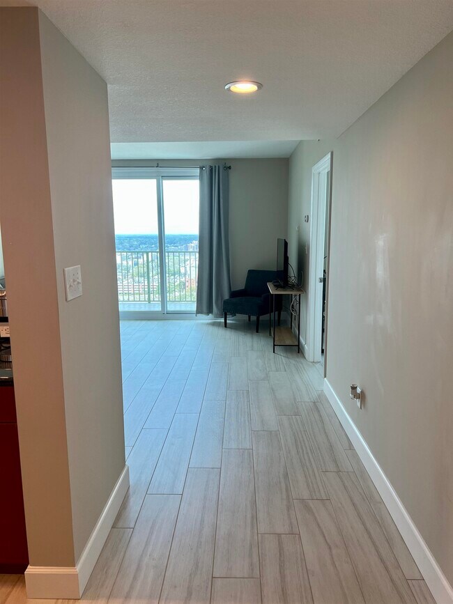 300 S Duval St Unit 2009, Tallahassee, FL 32301 Condo for Rent in