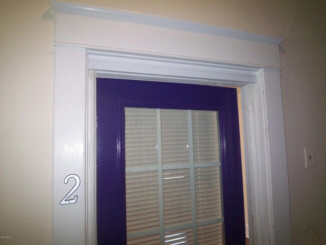 Foto del edificio - 705 E 5th St