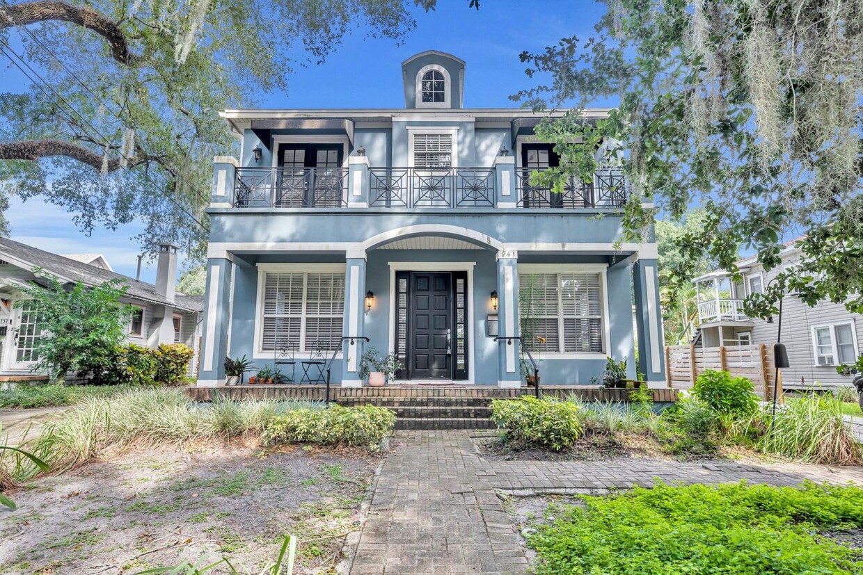 Foto principal - Gorgeous Townhome in Downtown Orlando